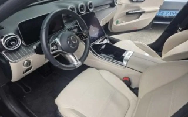 인천중형차중고 C클래스 W206 C300 4MATIC 아방가르드 매물 사진 7 - 2023/10 24,779km